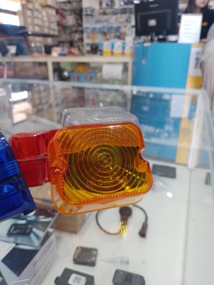 LENTE LATERAL CUADRADO AMBAR